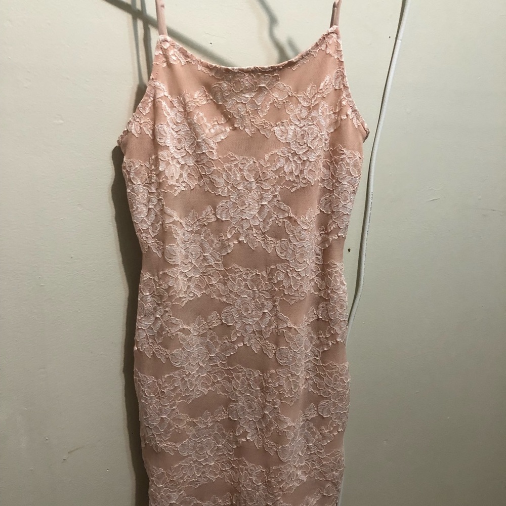 Dress - Picture 3 of 7